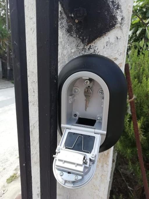 فيلا Myrsini' S House Néa Péramos المظهر الخارجي الصورة