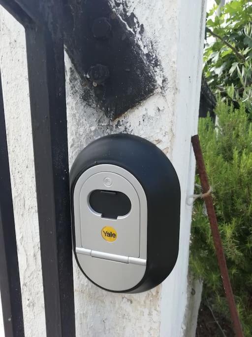 فيلا Myrsini' S House Néa Péramos المظهر الخارجي الصورة