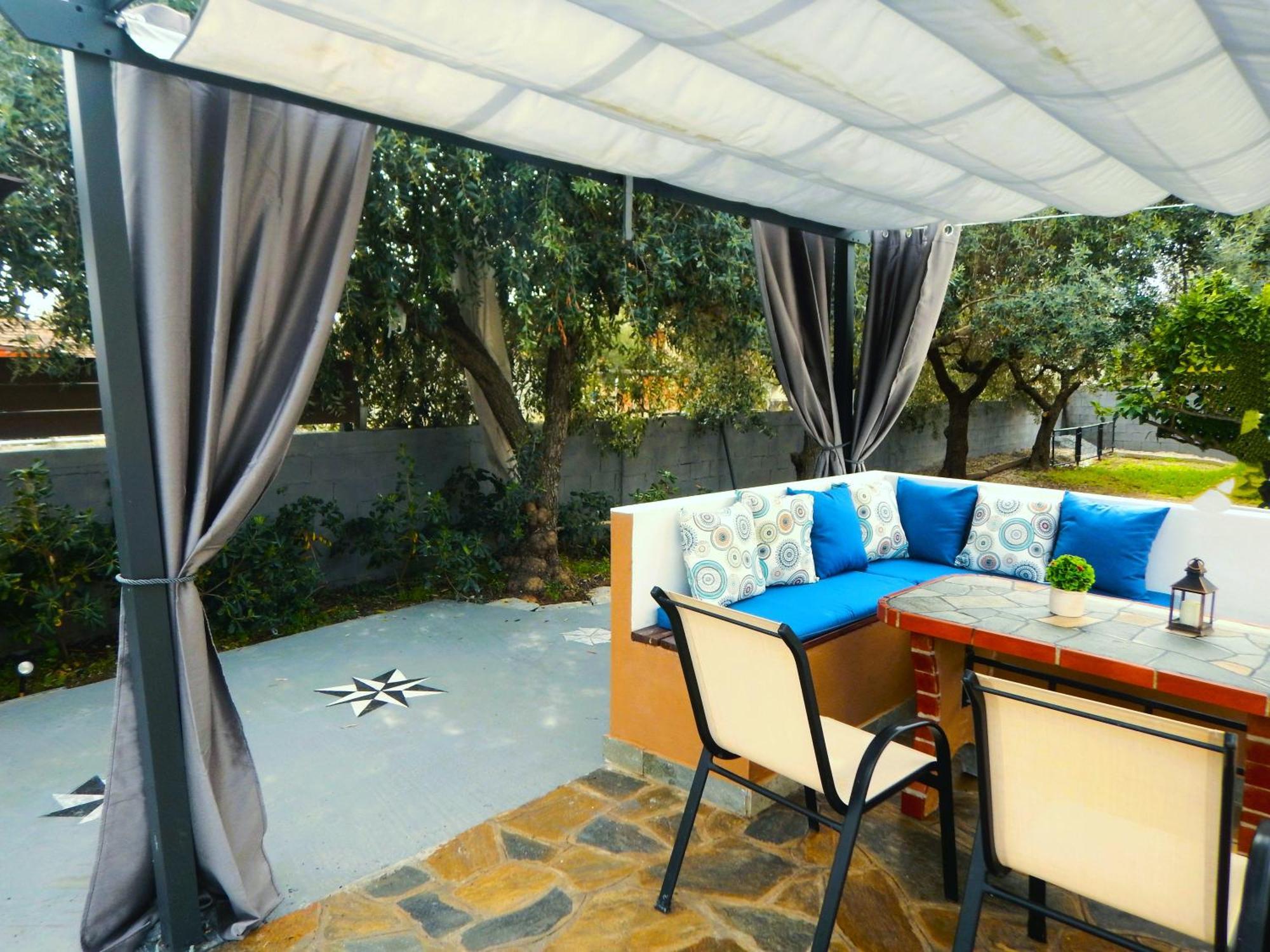 فيلا Myrsini' S House Néa Péramos المظهر الخارجي الصورة